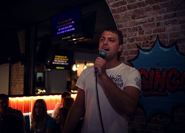 Media Karaoke Music Bar