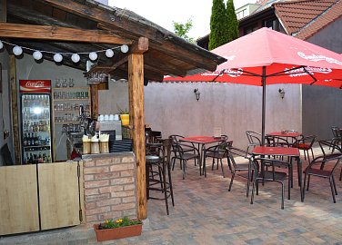 Franko's Restaurant, burgeria & pizzeria