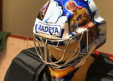Hockey - Budweiser phenomenon (90 years of the league club)