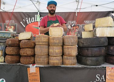 Italian market - APE food tour