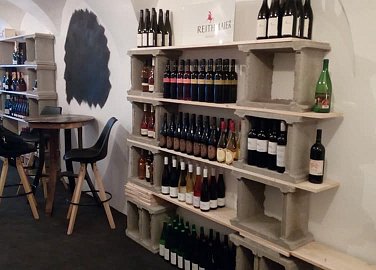 Vinotéka kavárna Hroznovka