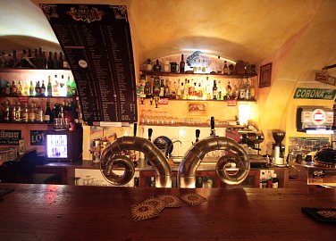 Singer Pub / Minipivovar BEERANEK