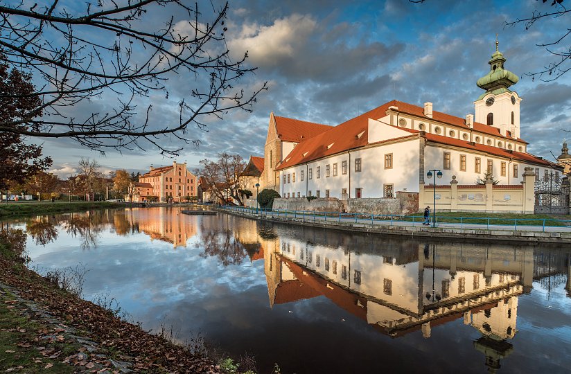 Mariä-Opferung-Kirche – Kostel Obětování Panny Marie
