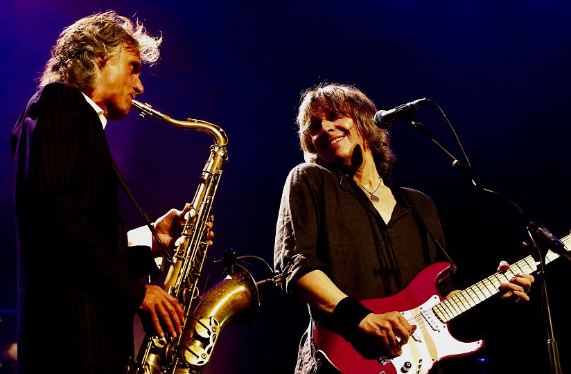 The Dire Straits Experience