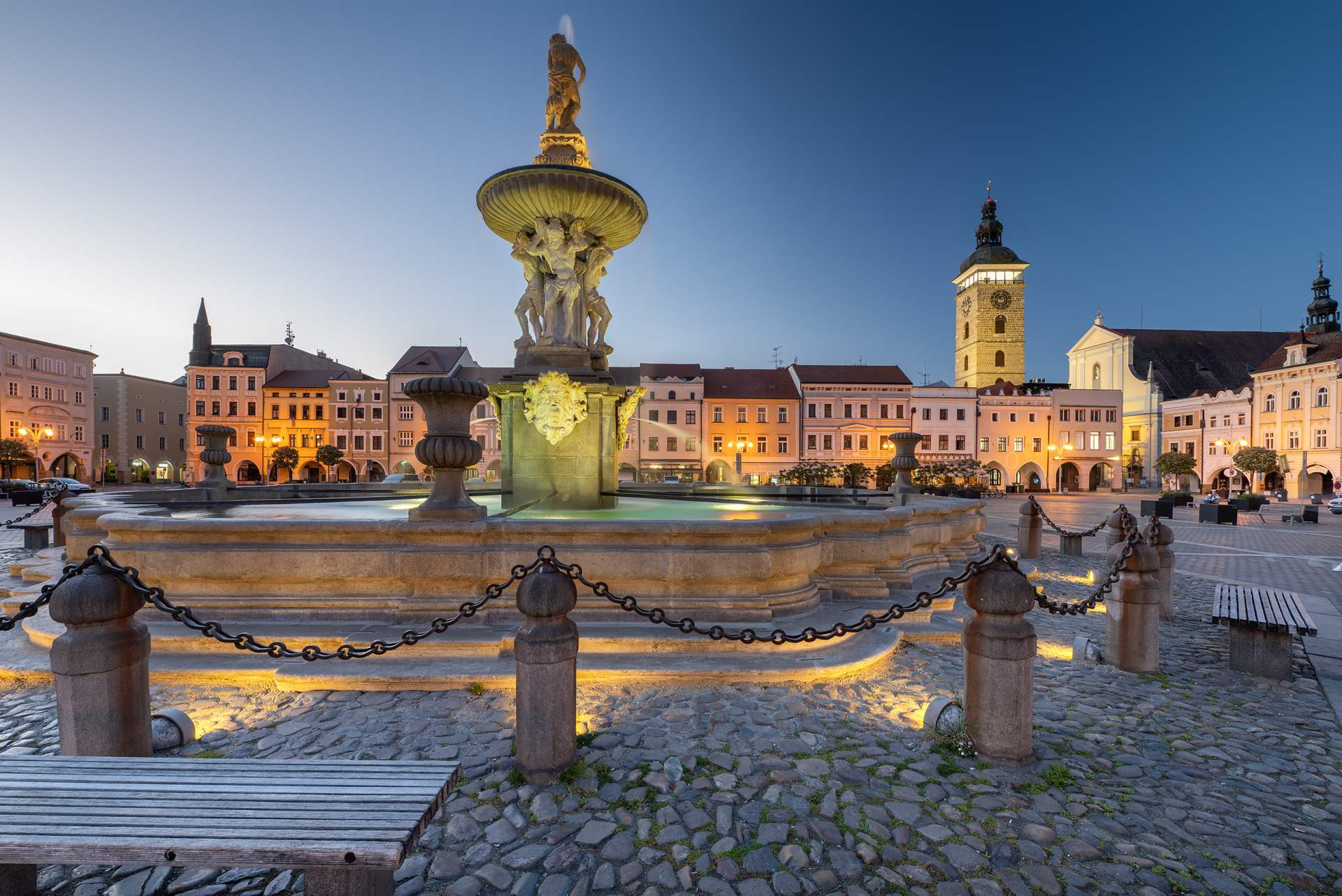 ČESKÉ BUDĚJOVICE - BRÁNA K ZÁŽITKŮM NA JIHU ČECH